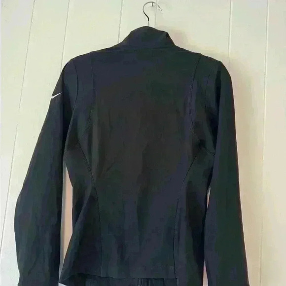 Nike  Dri-FIT JACKET Size Medium New with out tags - Picture 8 of 9